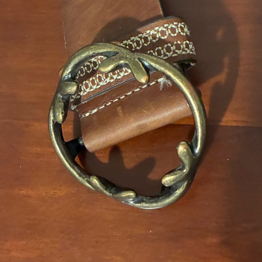 Coldwater Creek Brown Leather Belt with Cream Embroidered Detail - Picture 3 of 8